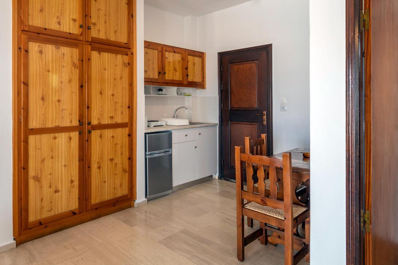 Pelagos Seafront Accommodation - Maria Myrties المظهر الخارجي الصورة